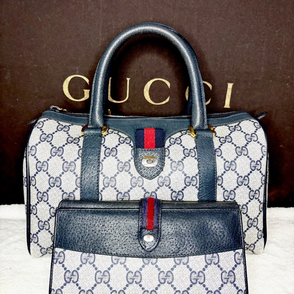 Gucci vintage Boston handbag plus vintage long wallet
